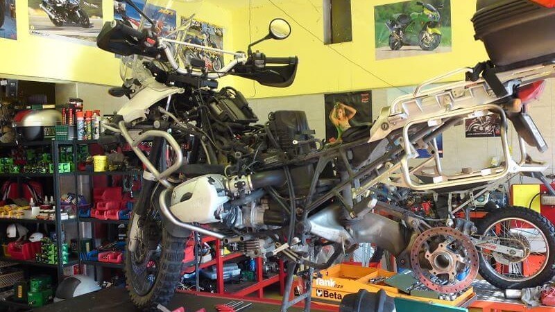 BMW GS szervíz kép