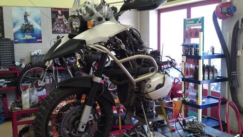 BMW GS szervíz kép